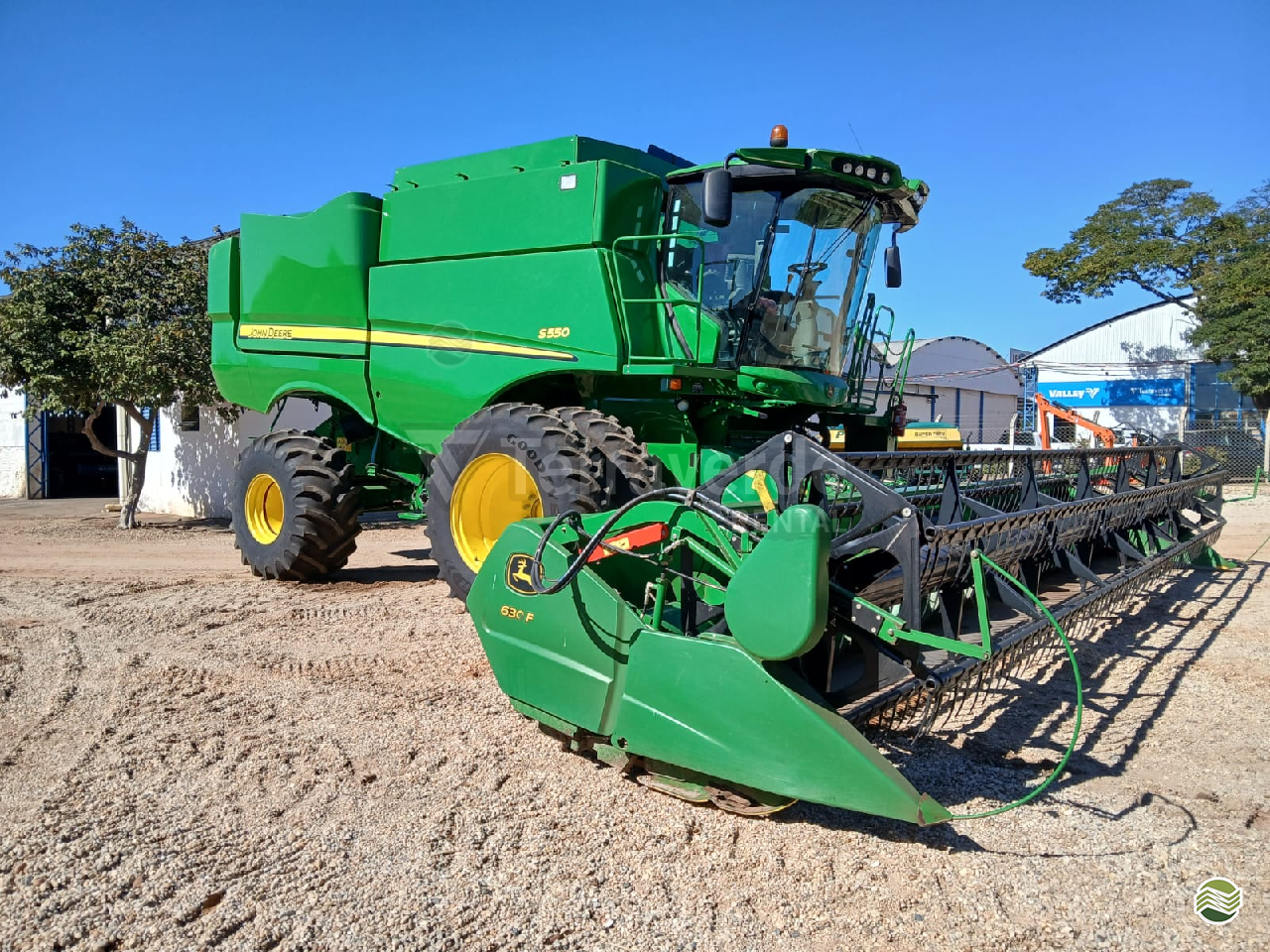 COLHEITADEIRA JOHN DEERE JOHN DEERE S550 Terraverde Rental - SP CASA BRANCA SÃO PAULO SP